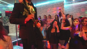 Party Hardcore Gone Crazy Vol. 25 Part 2 - Cam 3 Screencap 33 on www.sinx.com