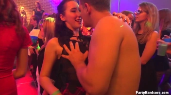 Party Hardcore Gone Crazy Vol. 41 Single Cut: Part 1 - Cam 3 Screencap 59 on www.sinx.com