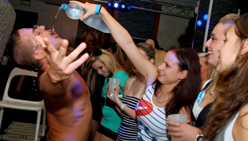 Another Party Hardcore event begins n...
