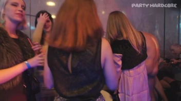 Party Hardcore Gone Crazy Vol. 16 Part 6 - Cam 4 Screencap 89 on www.sinx.com