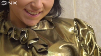 Pussy Shaving Heeled Babe In Bathtub Screencap 67 on www.sinx.com