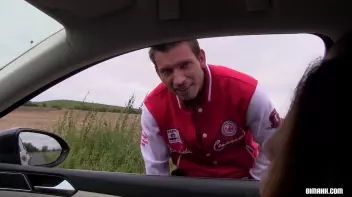 Having bi fun outdoors Screencap 5 on www.sinx.com