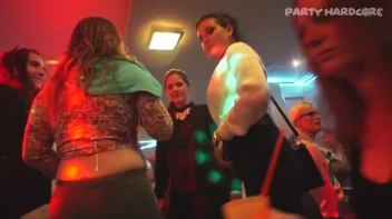 Party Hardcore Gone Crazy Vol. 28 Part 5 - Cam 3 Screencap 87 on www.sinx.com