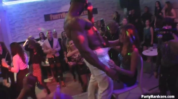 Party Hardcore Gone Crazy Vol. 31 Part 3 - Cam 4 Screencap 63 on www.sinx.com