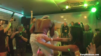 Party Hardcore Gone Crazy Vol. 31 Part 3 - Cam 4 Screencap 79 on www.sinx.com