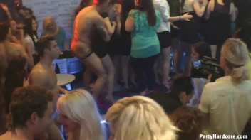 Party Hardcore Gone Crazy Vol. 11 Part 4 - Cam 2 Screencap 46 on www.sinx.com
