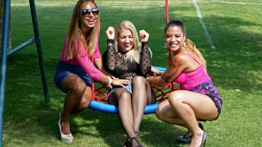 Latest deal - Blonde Babe Is Tickle Attacked