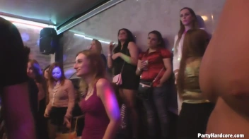 Party Hardcore Gone Crazy Vol. 29 Part 3 - Cam 3 Screencap 32 on www.sinx.com