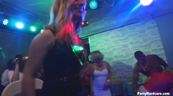 Party Hardcore Gone Crazy Vol. 29 Part 5 - Cam 4 Screencap 32 on www.sinx.com