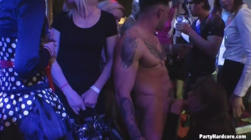 Party Hardcore Gone Crazy Vol. 35 Part 8 - Cam 2 Screencap 63 on www.sinx.com