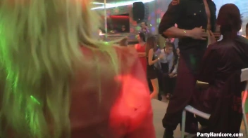 Party Hardcore Gone Crazy Vol. 31 Part 5 - Cam 3 Screencap 20 on www.sinx.com