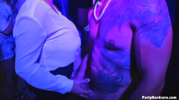 Party Hardcore Gone Crazy Vol. 37 Part 2 - Cam 4 Screencap 38 on www.sinx.com