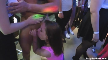 Party Hardcore Gone Crazy Vol. 37 Part 2 - Cam 4 Screencap 4 on www.sinx.com