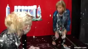 Strawberries and Whipped Cream Screencap 45 on www.sinx.com