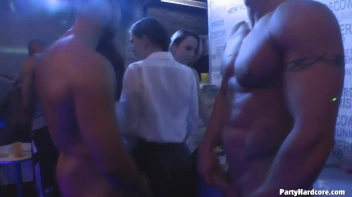 Party Hardcore Gone Crazy Vol. 29 Part 6 - Cam 3 Screencap 20 on www.sinx.com