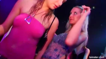 Eurobabe Olympics Part 3 - Cam 1 Screencap 87 on www.sinx.com