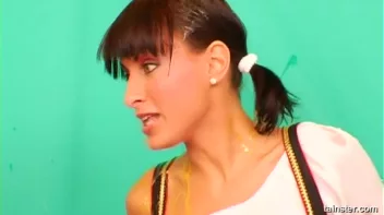 Springtime Egg Fight Screencap 15 on www.sinx.com