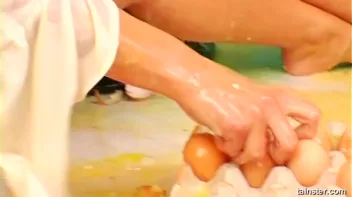 Springtime Egg Fight Screencap 48 on www.sinx.com