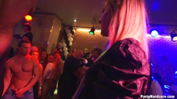 Party Hardcore Gone Crazy Vol. 37 Part 1 - Cam 3 Screencap 68 on www.sinx.com