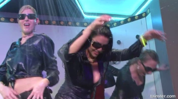 Gangsters Paradise Part 5 - Cam 4 Screencap 8 on www.sinx.com