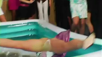 Slide On In To The Oil, Ladies Screencap 2 on www.sinx.com