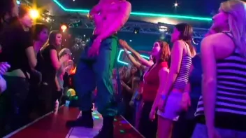 Party Hardcore Vol. 22 Part 4 Screencap 20 on www.sinx.com