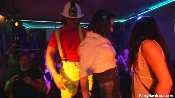 Party Hardcore Gone Crazy Vol. 38 Part 7 - Cam 1 Screencap 76 on www.sinx.com