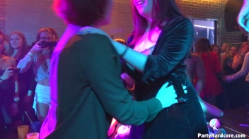 Party Hardcore Gone Crazy Vol. 40 Single Cut: Part 3 - Cam 1 Screencap 48 on www.sinx.com