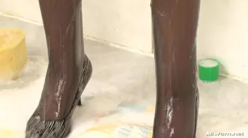 Kylie Joins The Wetlook Party Screencap 118 on www.sinx.com