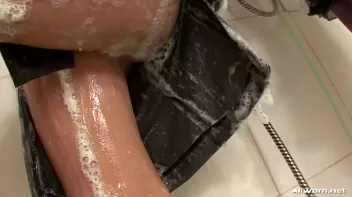 Kylie Joins The Wetlook Party Screencap 33 on www.sinx.com