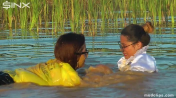 Mud Covered Hunny's Getting Wet And Messy Screencap 19 on www.sinx.com