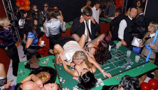 Latest deal - Gash Gamblers Part 1 - Cam 4