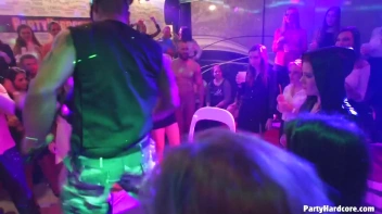 Party Hardcore Gone Crazy Vol. 33 Part 2 - Cam 1 Screencap 29 on www.sinx.com