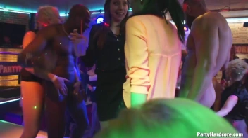 Party Hardcore Gone Crazy Vol. 33 Part 2 - Cam 1 Screencap 7 on www.sinx.com