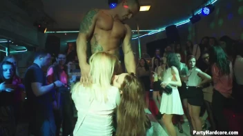 Party Hardcore Gone Crazy Vol. 33 Part 2 - Cam 1 Screencap 77 on www.sinx.com