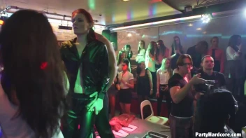 Party Hardcore Gone Crazy Vol. 33 Part 1 - Cam 1 Screencap 76 on www.sinx.com