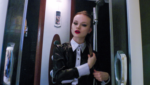 Latest deal - Coy Cuties Sexy Sudsy Shower