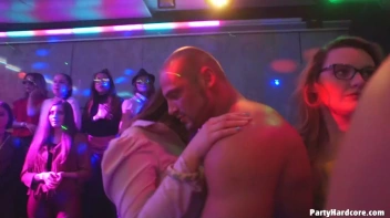 Party Hardcore Gone Crazy Vol. 34 Part 2 - Cam 3 Screencap 30 on www.sinx.com