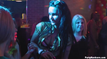 Party Hardcore Gone Crazy Vol. 36 Part 6 - Cam 4 Screencap 20 on www.sinx.com