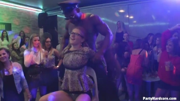 Party Hardcore Gone Crazy Vol. 30 Part 2 - Cam 3 Screencap 96 on www.sinx.com