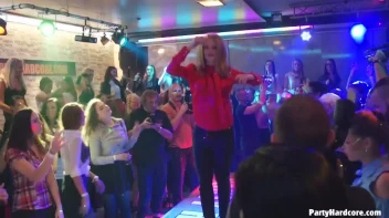 Party Hardcore Gone Crazy Vol. 33 Part 1 - Cam 2 Screencap 34 on www.sinx.com