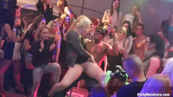 Party Hardcore Gone Crazy Vol. 33 Part 1 - Cam 2 Screencap 47 on www.sinx.com