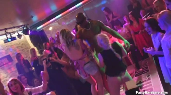 Party Hardcore Gone Crazy Vol. 33 Part 1 - Cam 2 Screencap 80 on www.sinx.com