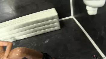 Messy Messages From The Other Side Of The Gloryhole Screencap 117 on www.sinx.com