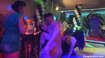Party Hardcore Gone Crazy Vol. 37 Part 5 - Cam 1 Screencap 53 on www.sinx.com