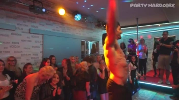 Party Hardcore Gone Crazy Vol. 14 Part 1 - Cam 2 Screencap 55 on www.sinx.com