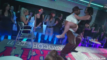 Party Hardcore Gone Crazy Vol. 7 Part 2 - Cam 1 Screencap 13 on www.sinx.com
