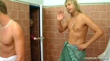 Bathroom Bitches Get Pissy Screencap 4 on www.sinx.com