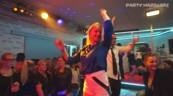 Party Hardcore Gone Crazy Vol. 14 Part 2 - Cam 2 Screencap 31 on www.sinx.com