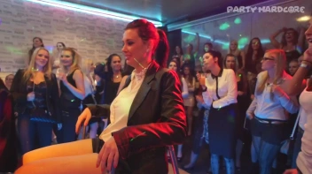 Party Hardcore Gone Crazy Vol. 14 Part 2 - Cam 2 Screencap 47 on www.sinx.com